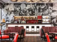 Orea Hotel Angelo Praha - bar