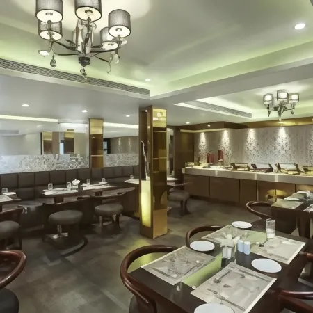 Hotel Suba Palace Near Gateway of India Отели рядом с достопримечательностью «Марин Драйв»