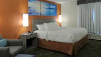 Clarion Pointe Evansville North - Wifi