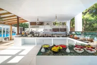 Bamboo Suites Hotel