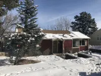 Cottage in Flagstaff's NoHo - บ้านพักหลังเล็ก