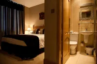 The City Hotel