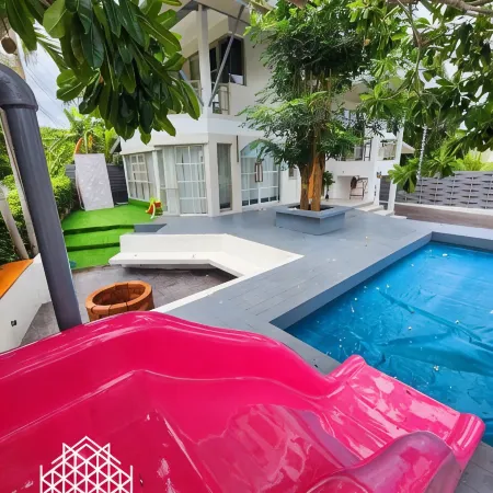 Sova Vcay Pool Villa