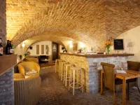 Hotel Karel de Stoute Hotels near Bloedput