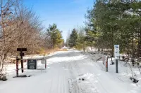 Private country setting! Close to water and other amenities! - WiFi