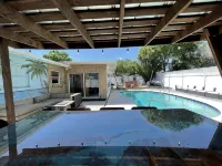 Clearwater Vacation Paradise Home Pool & Hot Tub, Outside Bar- TV, Pets welcome - Swimmingpools