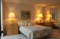 Monterey Country Club: Golf Course with Mountain Views! - Mountain view