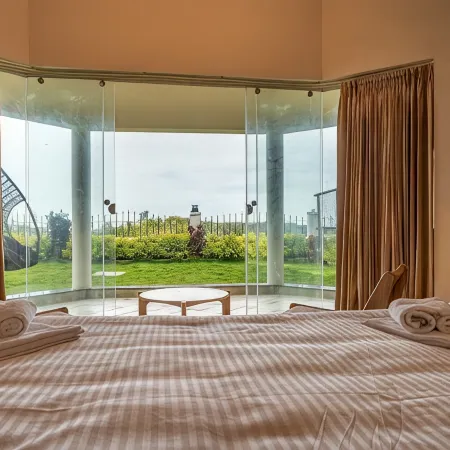 Summer House Resort