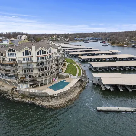 GORGEOUS LAKEFRONT condo with BEACH, 2 pools, and AMAZING views!