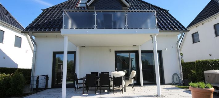 Casa Fortuna Comfort mit Seeblick, Whirlpool, Sauna und Eingezäuntem Garten Hotéis em Muritz
