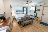 OPEN!! Walkable West Asheville Studio Apt with King Bed - Condos
