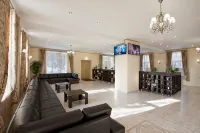 Piramida Hotel - خدمة نقل من وإلى المطار