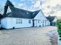 The Thorpe Guesthouse - Parkering