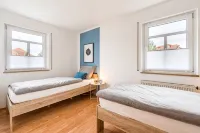 Vacation Apartment in Dresden Cotta, with Carport, Kitchen, W-Lan, Good S-Bahn Connection - อพาร์ทเม้นท์