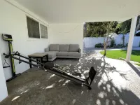 Modern 4 King Beds/Beauty Large yard/Golf/WFH/Long Stay/WIFI/FWY/25mins to Beach - Wi-Fi