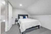 CDA Beach Hot Tub+Sauna & Plunge Spa Haven - 4-Star
