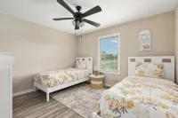 Modern 4-bedroom Country House in Stanley with A Big Sky View! - con encanto