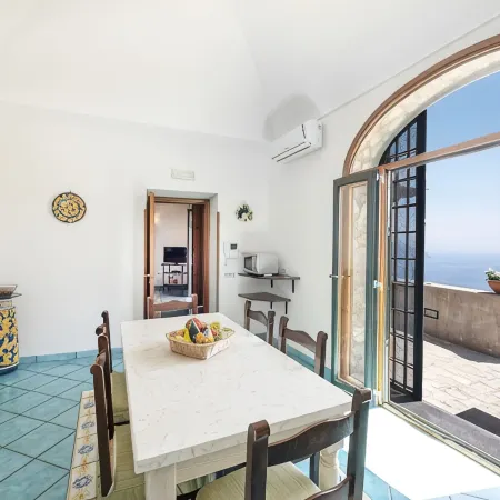 Casa NENNO with garden-solarium and beautiful view of the sea and the coast