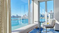 Sable at Navy Pier Chicago, Curio Collection by Hilton - Romantic