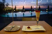 Kavos Hotel & Suites - Aamiainen