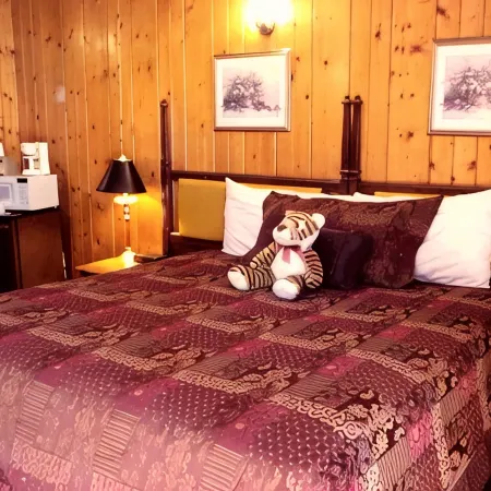 Caboose Motel & Gift Shop