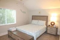 Hawk Nest Apartment-Walk to downtown & the water! New heated POOL! - 4-Star