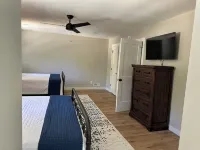 NEW Charming 3-bedroom house on Smith Lake.