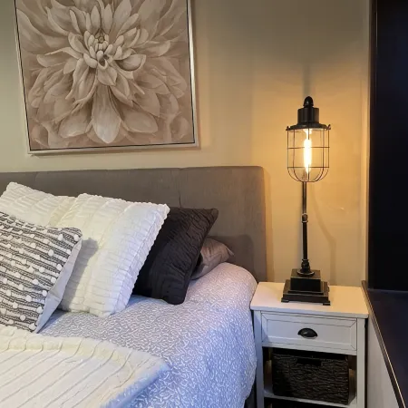 NEW, NEW, NEW!  Wabasha downtown studio113 Pembroke Ave Unit #102