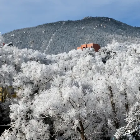 The Heart of Manitou Springs. Award-winning. Luxurious. Romantic. 2nd Floor East