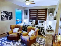 Truly STUNNING~ Minutes to ABQ!VIEWS/Fireplace/Fire-Pit/ Outdoor Mecca-Hot Tub! - Wifi