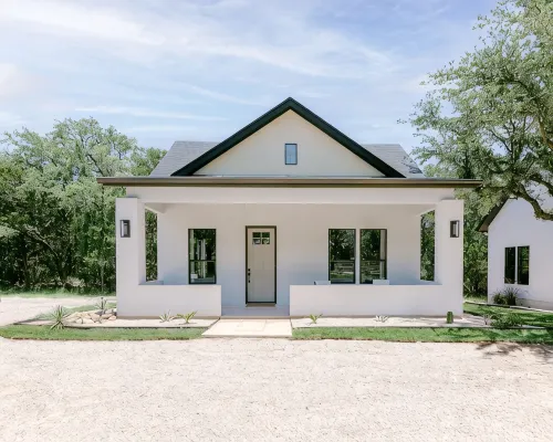 Luxury Bungalow 2 Miles to Gruene Hall, 10 Miles to Whitewater Amphitheater - Boutique