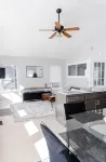 Bright 1Br in Historic Home Walk to UM & Downtown Mid-Term Stays Allowed - Condos