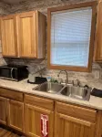 Quiet cabin on Moose Lake in Hayward, Wisconsin. - Kitchens