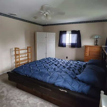 Entire Home - 4 Bedroom - Sleeps 10 Canandaigua - Steps Off Main St / Downtown