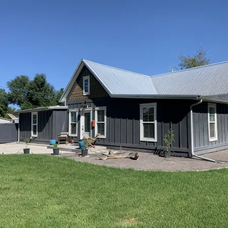 Downtown Fruita! Modern 3-BR home with master suite & locked bike storage