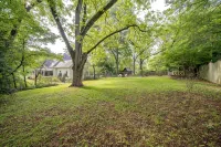 5 Miles to Callaway Gardens and walking distance to shops and restaurants. - 4-Star