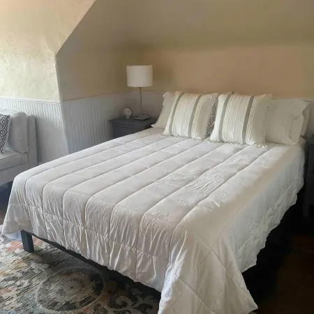 Private Top Floor in Historic Home