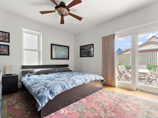 Victorian With An Amazing Location, Incredible Yard With Private outdoor Hot tub