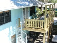 Nicely Updated heated Pool Home Near Private Beach - 3-Star