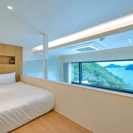 Yeosu Blau Pension