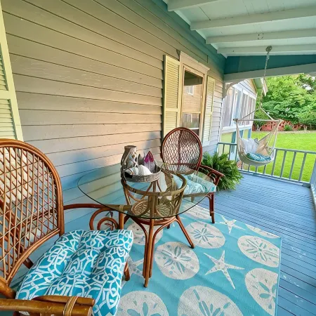 BEST location in Historic Downtown Edenton!