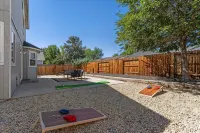 Luxury Home, W/Pool Table; 40 min from Tahoe - 4-Star