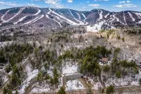 Enjoy a 90 Second, Traffic-Free Drive to Sunday River’s South Ridge Lodge! - ブティック