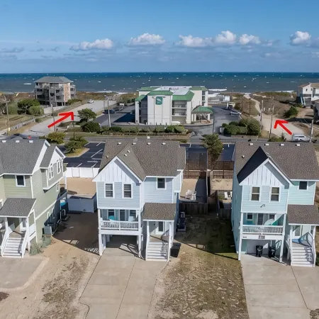 Heated Pool, Hot Tub, Ocean View, Backyard Game Area in Kill Devil Hills