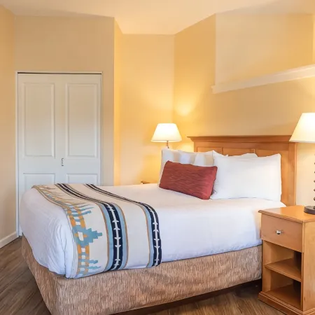 Rivertide Suites