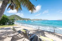 Beach 2 minutes' walk, private deck, tranquility - فلل