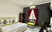 Charaka Hotel - Gym