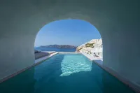 Oia Memories Suites - Bed and Breakfasts