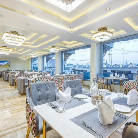 Arco Hotels and Resorts Srinagar
