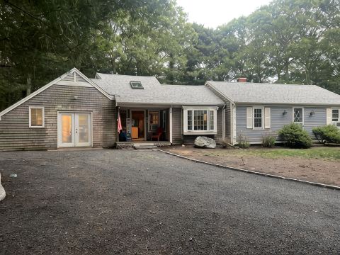 Nestled by Nauset